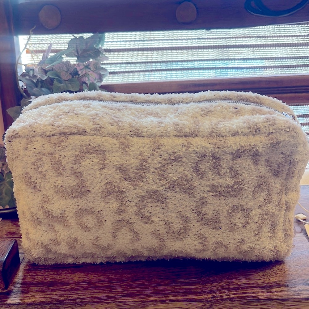 Comfyluxe cosmetic bag